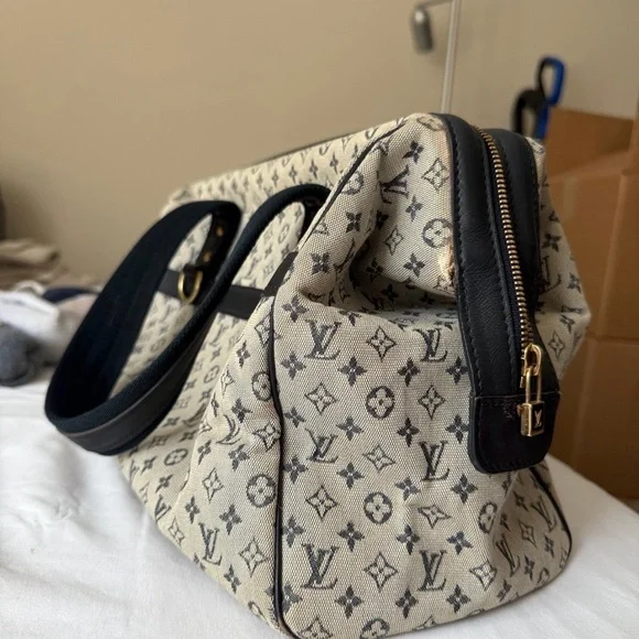 Authentic Vintage LV Louis Vuitton Josephine GM Mini Lin Monogram - Picture 4 of 16